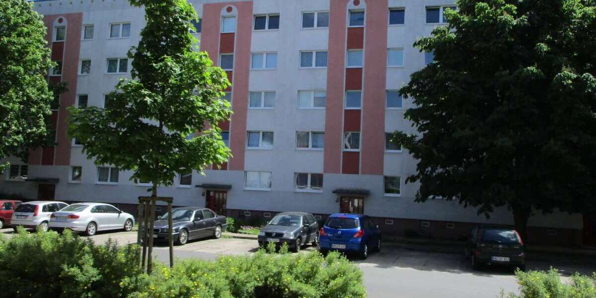 Etagenwohnung Neubrandenburg Oststadt - 2 Zimmer, 46 m&sup2;, 248&euro; | Angebot:26318249