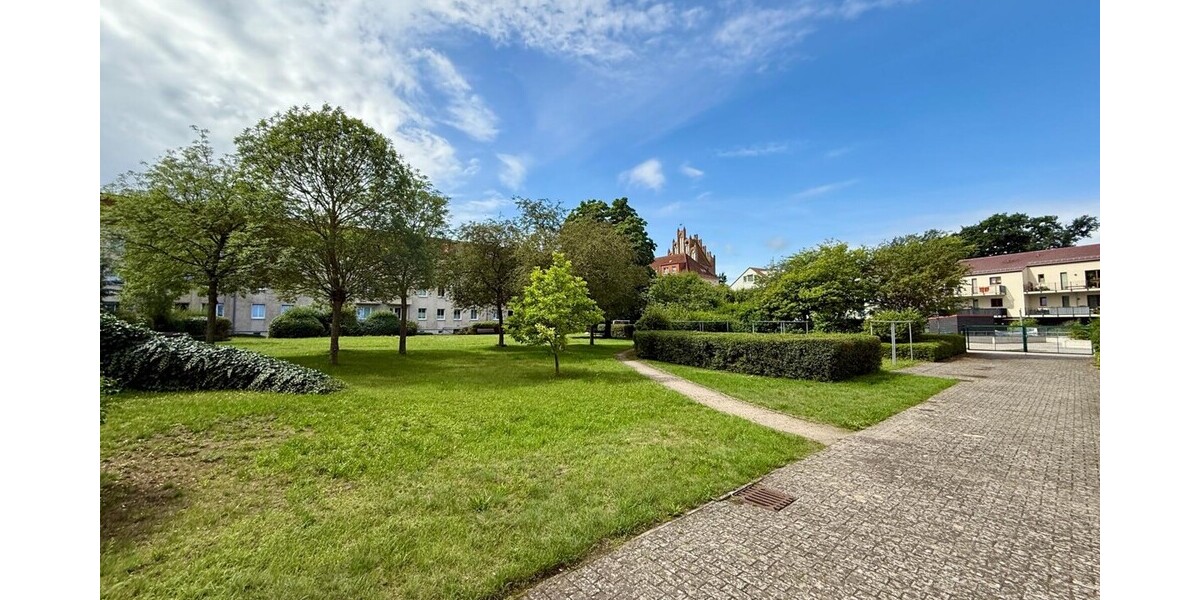 Innenhof im Frühling/Sommer