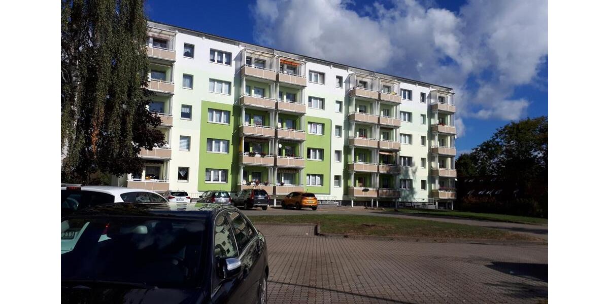 Etagenwohnung Stavenhagen - 3 Zimmer, 61 m&sup2;, 325&euro; | Angebot:26178446